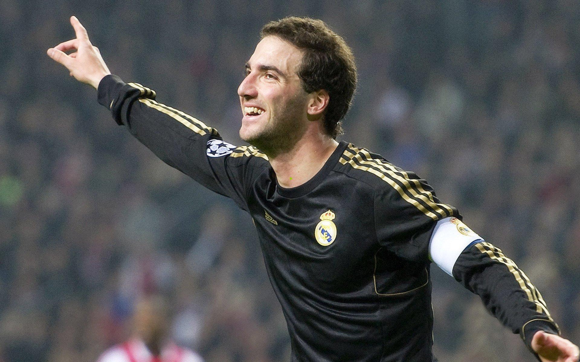 马斯切拉诺预言梅西将获最有价值球员奖，数据与影响力堪称最佳